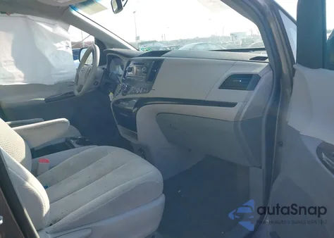 2014 Toyota Sienna Le V6 8 Passenger from USA, damaged, VIN 5TDKK3DC5ES483532